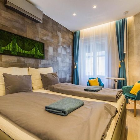 Chain Bridge Studio Apartment Budapest Eksteriør billede
