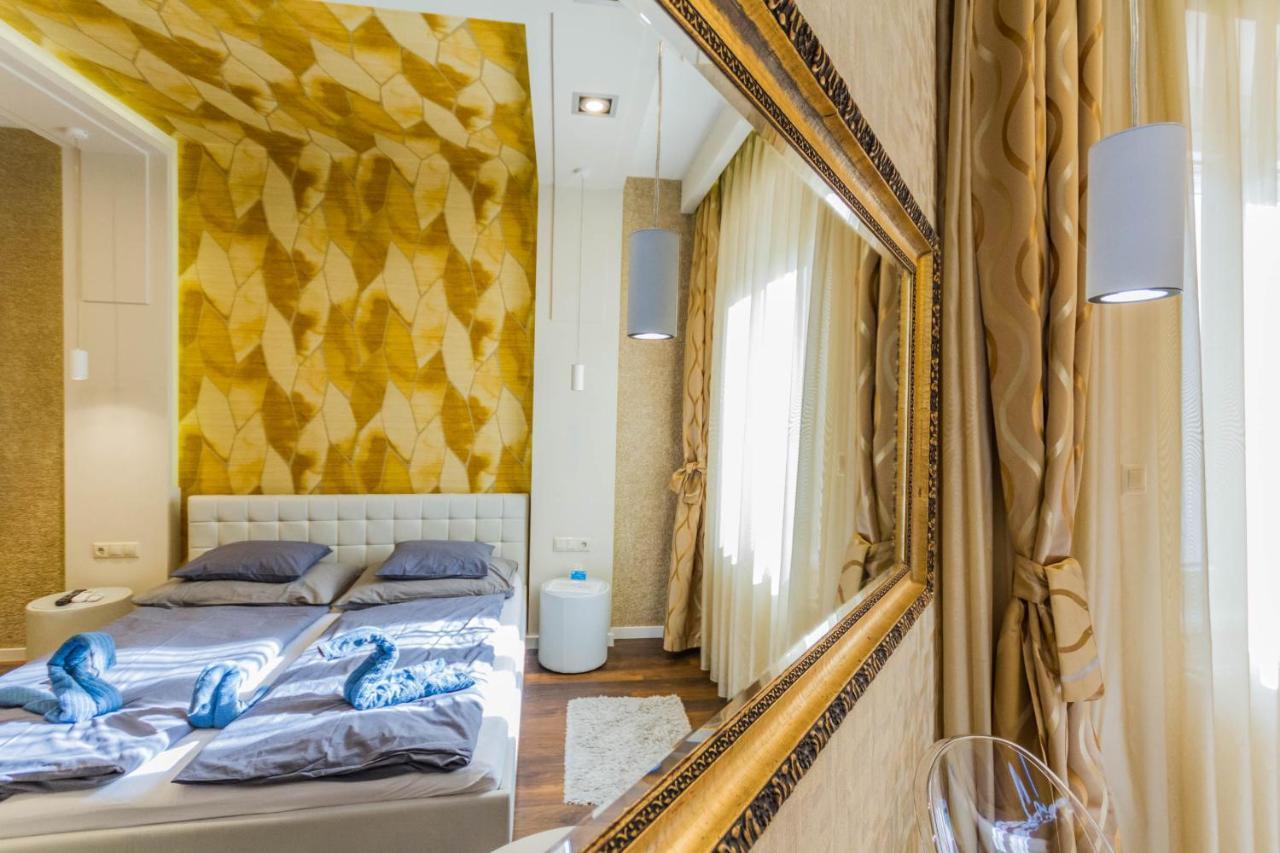Chain Bridge Studio Apartment Budapest Eksteriør billede