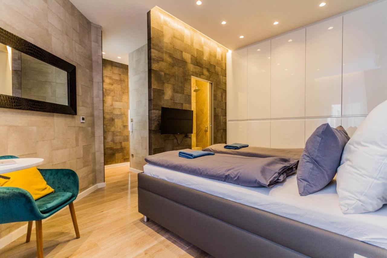Chain Bridge Studio Apartment Budapest Eksteriør billede