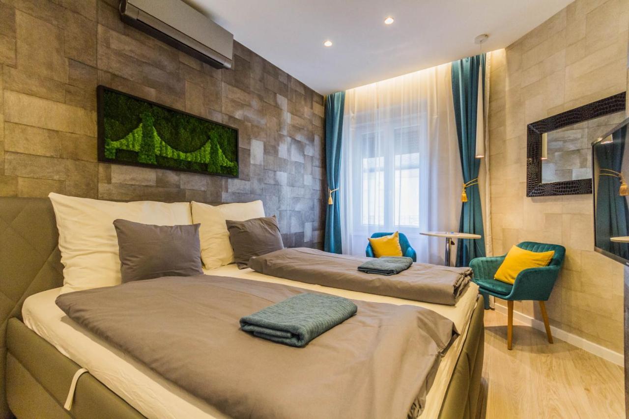 Chain Bridge Studio Apartment Budapest Eksteriør billede
