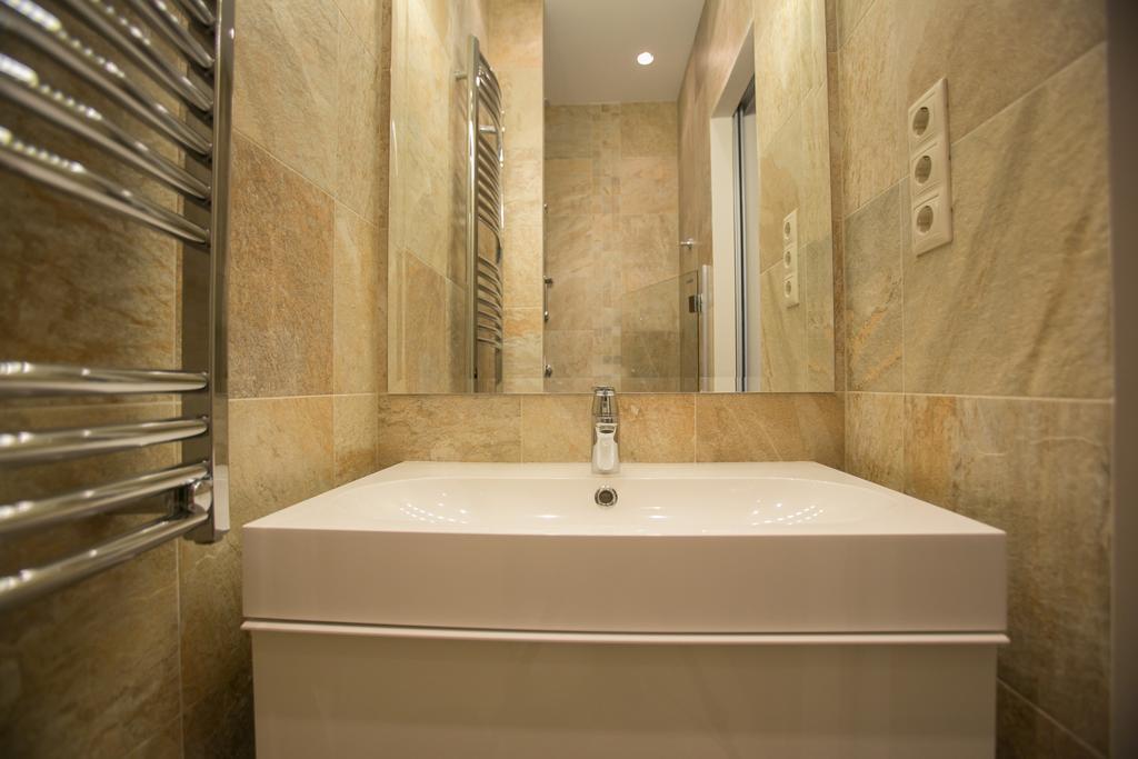 Chain Bridge Studio Apartment Budapest Eksteriør billede